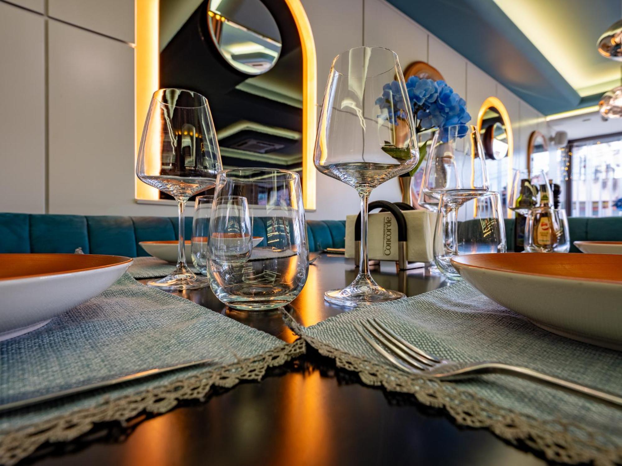 Hotel Concorde Veliko Tarnovo Eksteriør billede
