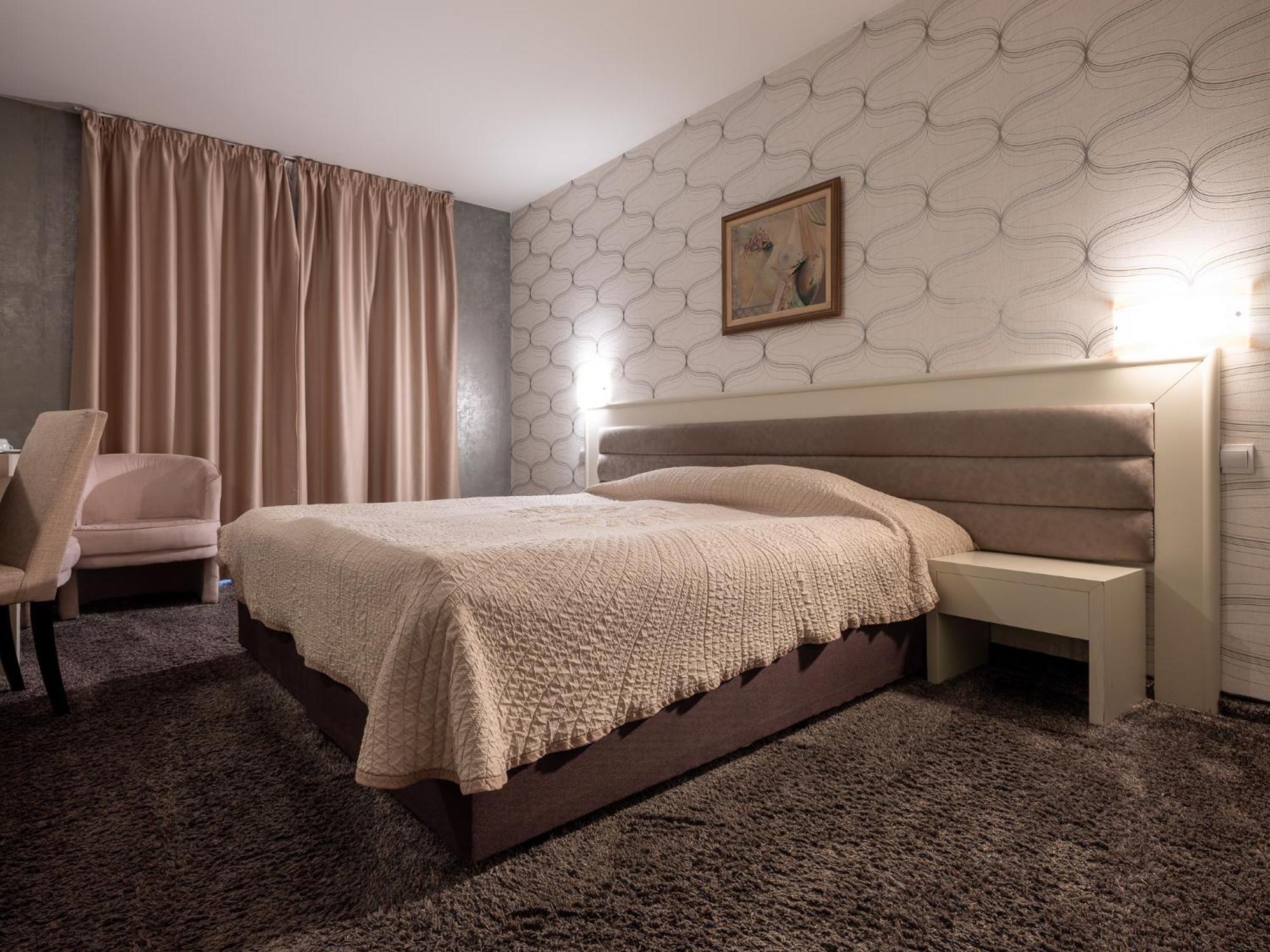 Hotel Concorde Veliko Tarnovo Eksteriør billede